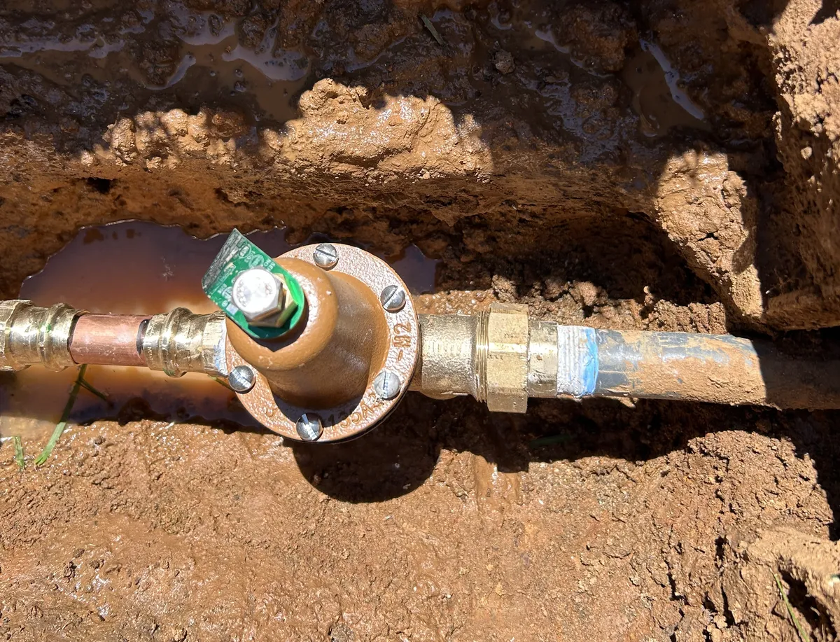 Pressure Regulator Valve (PRV) & Shut off valves